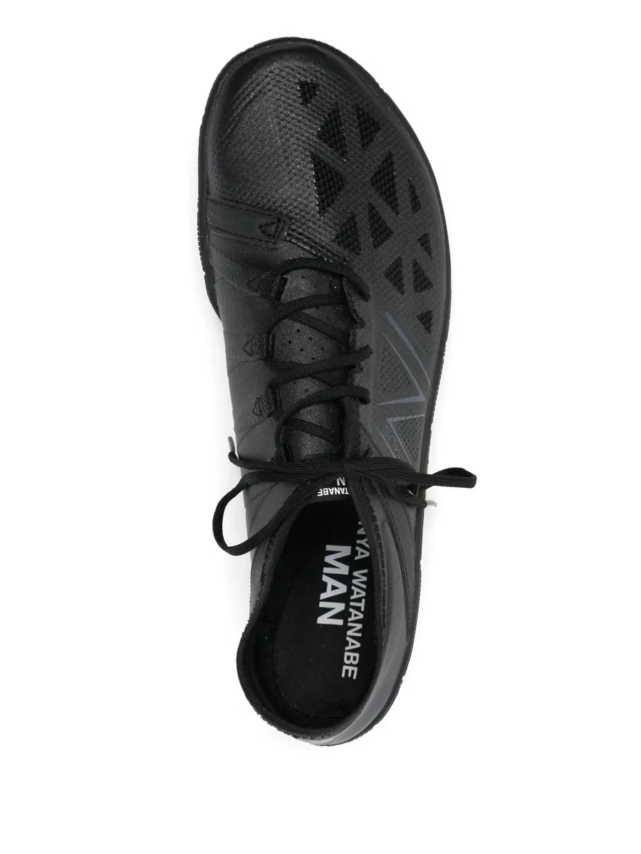 UX200L sneakers 7