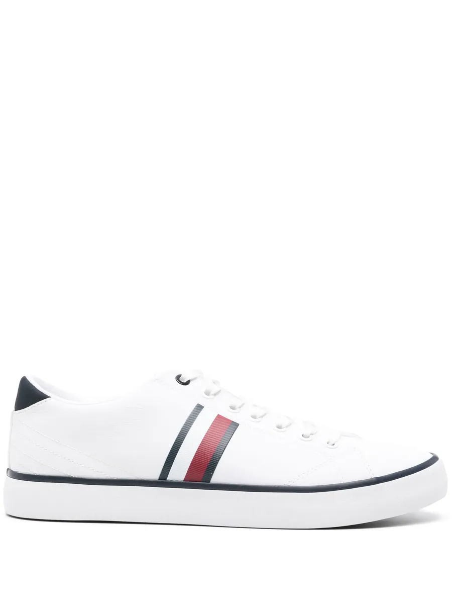 Vulc logo-patch sneakers 1