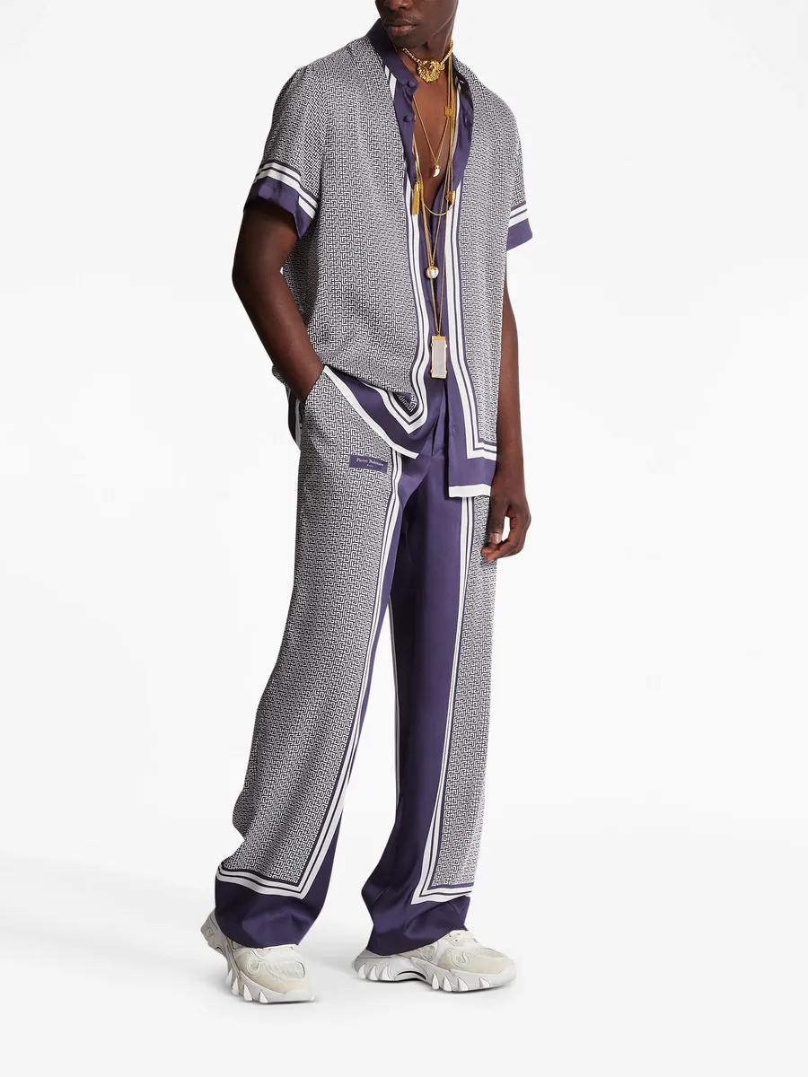 vertical-print straight-leg trousers 4
