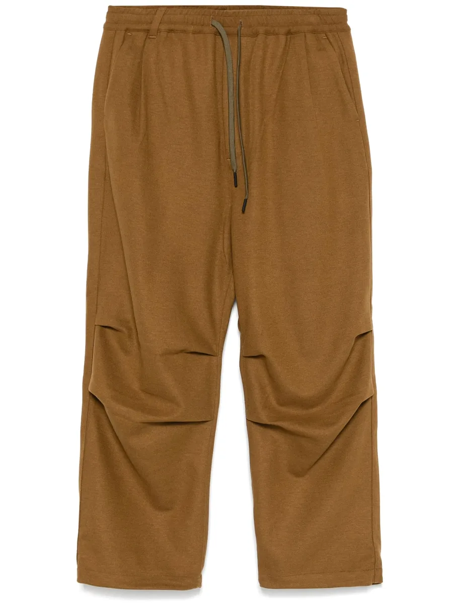 knee-tuck trousers 1