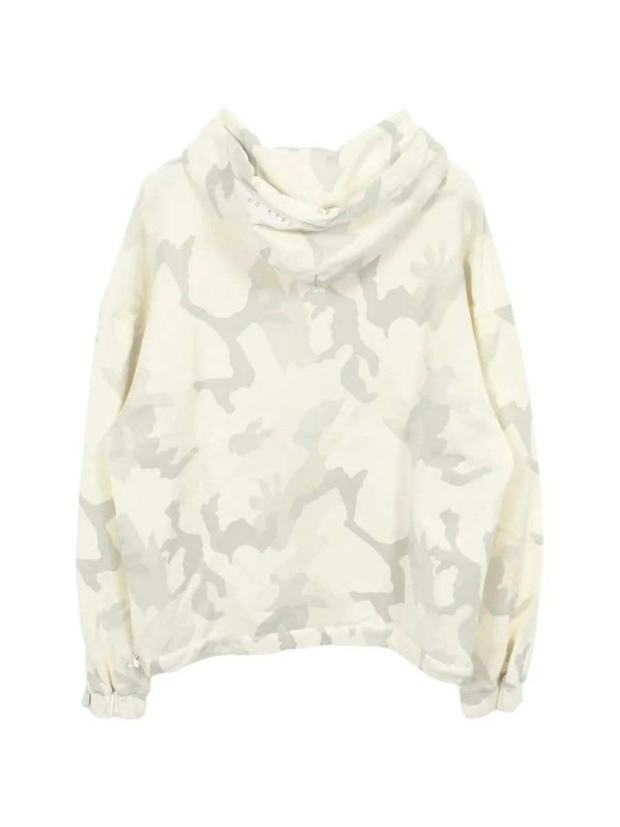2010s camouflage half-zip hoodie 2