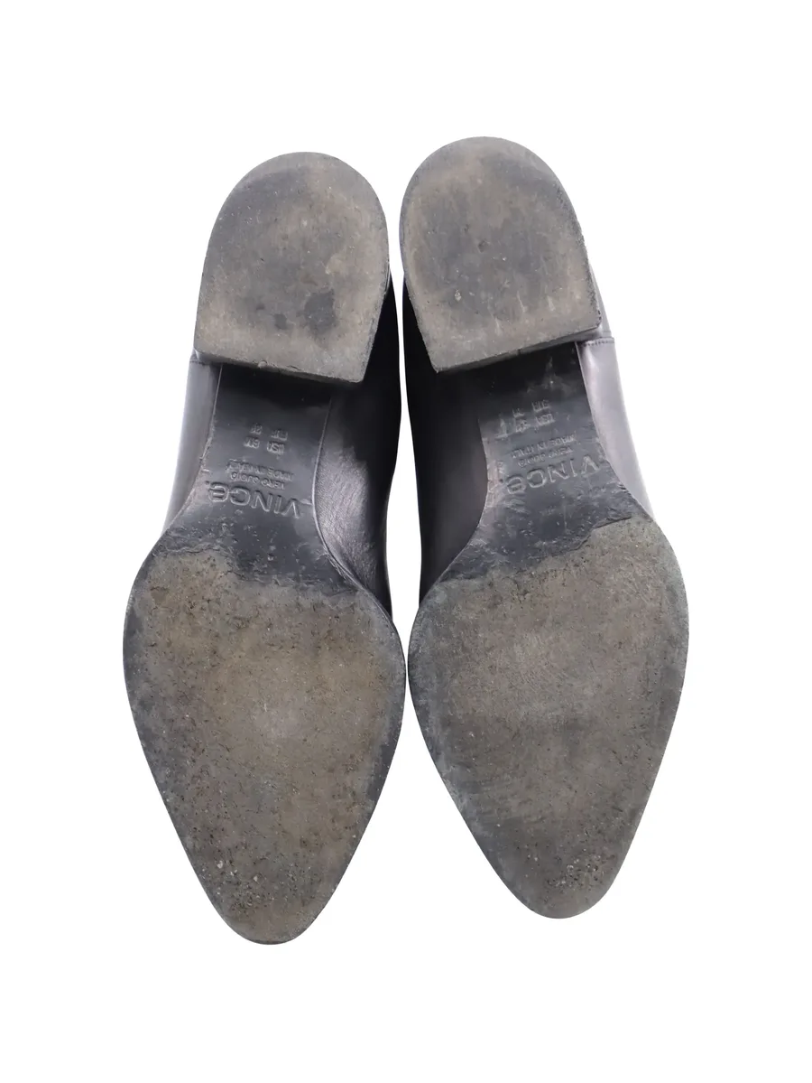 Pointed-toe leather ankle boots 4