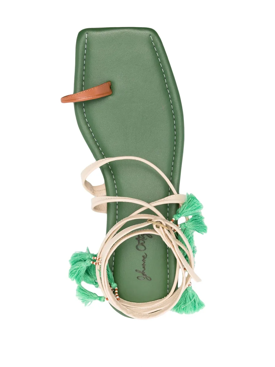 Conversando Con El Viento leather flat sandals 8