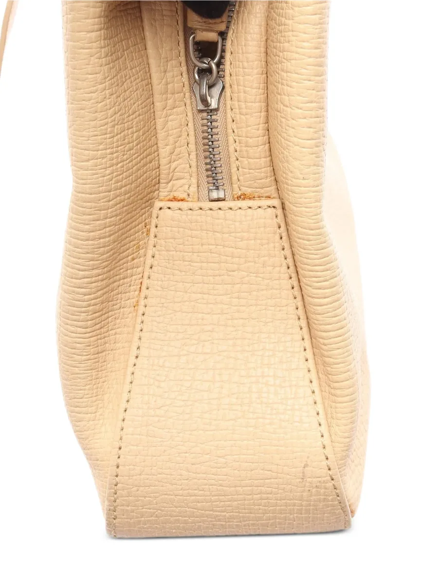 textured leather tote bag 6