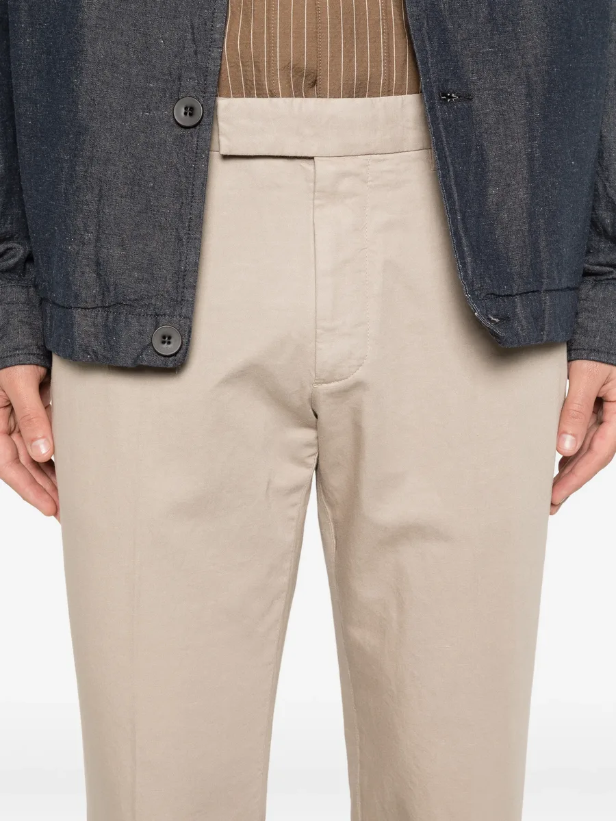 belt-loop chinos 9