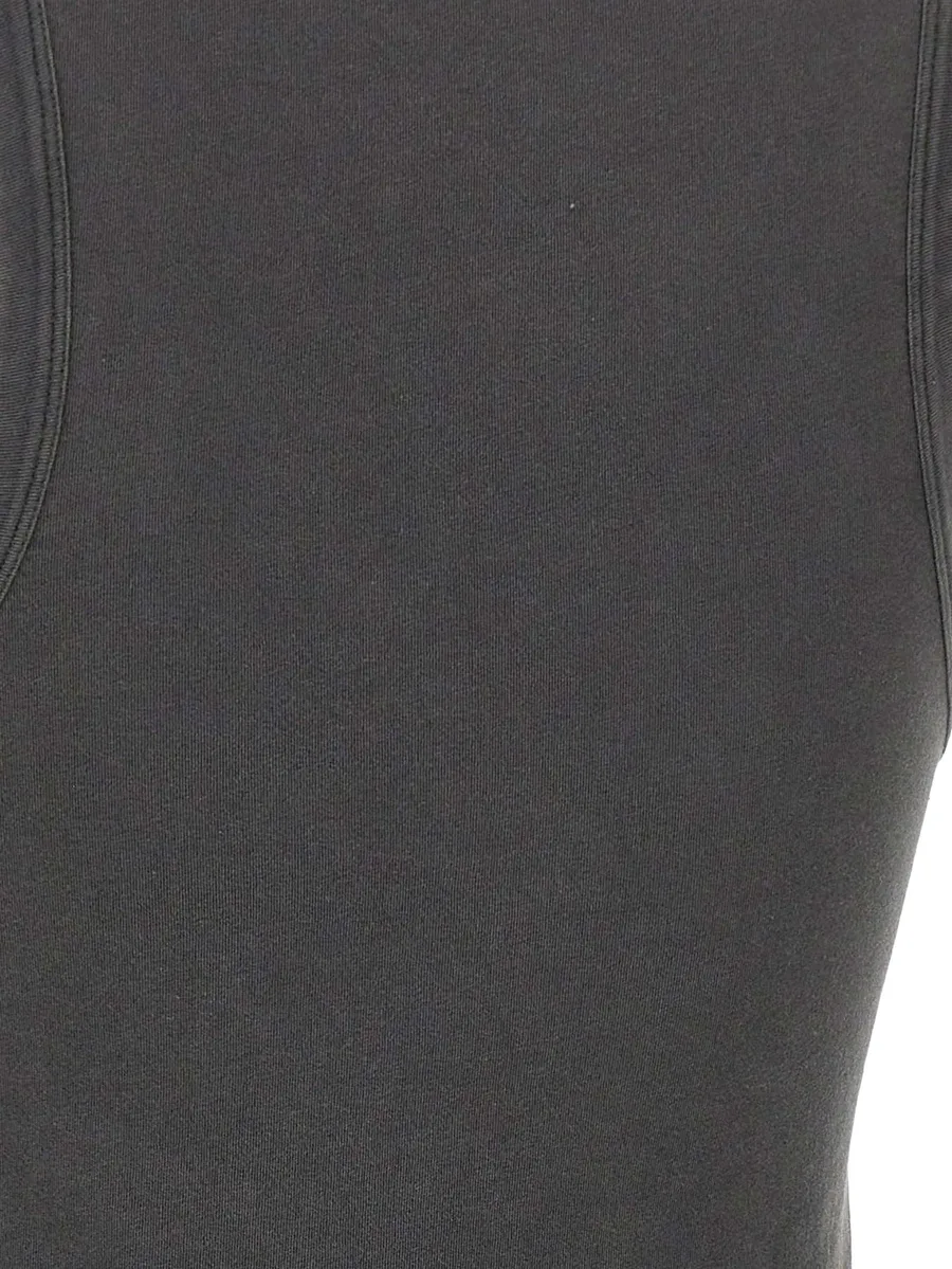 round-neck tank top 9