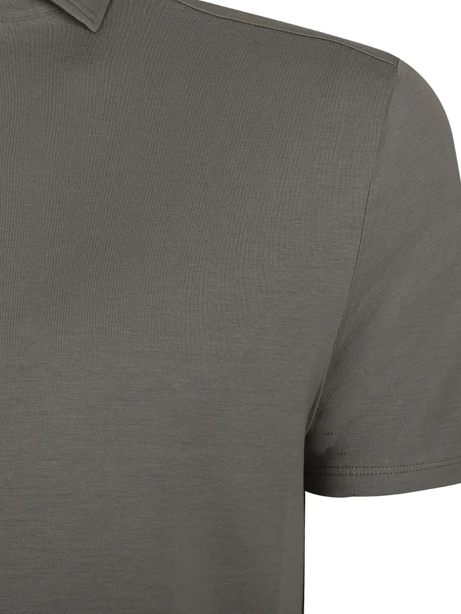 short-sleeved polo shirt 8