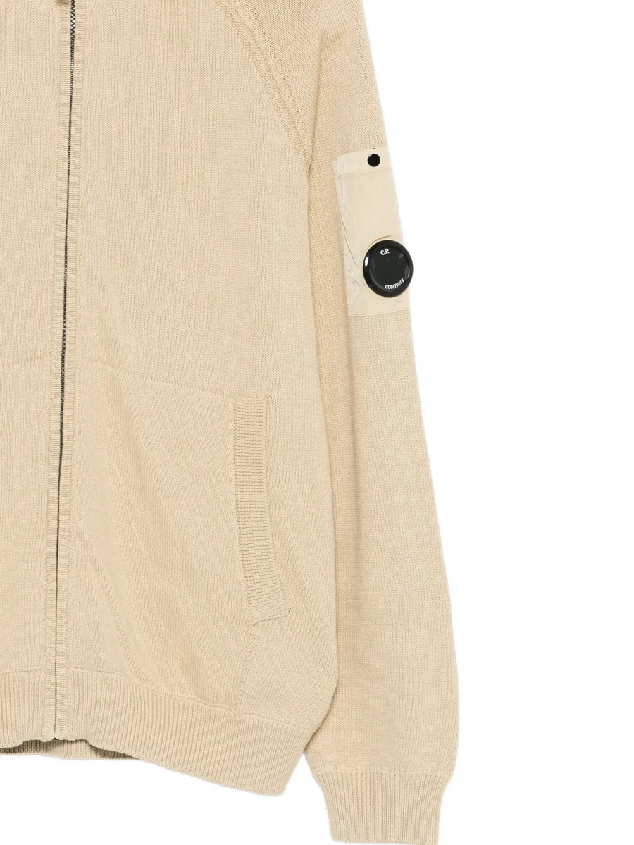zipped hoodie 5