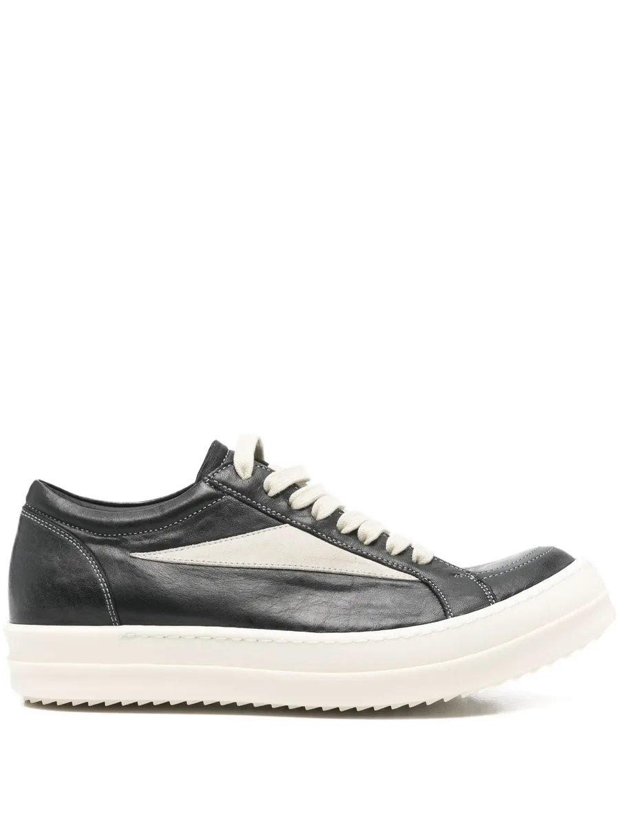 Vintage low-top leather sneakers 1