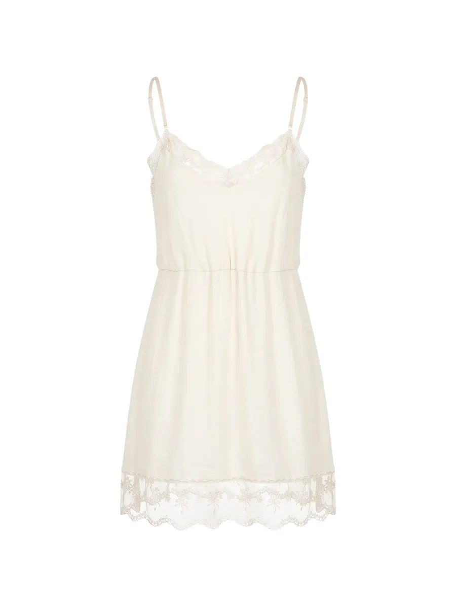 lace-trim top 2