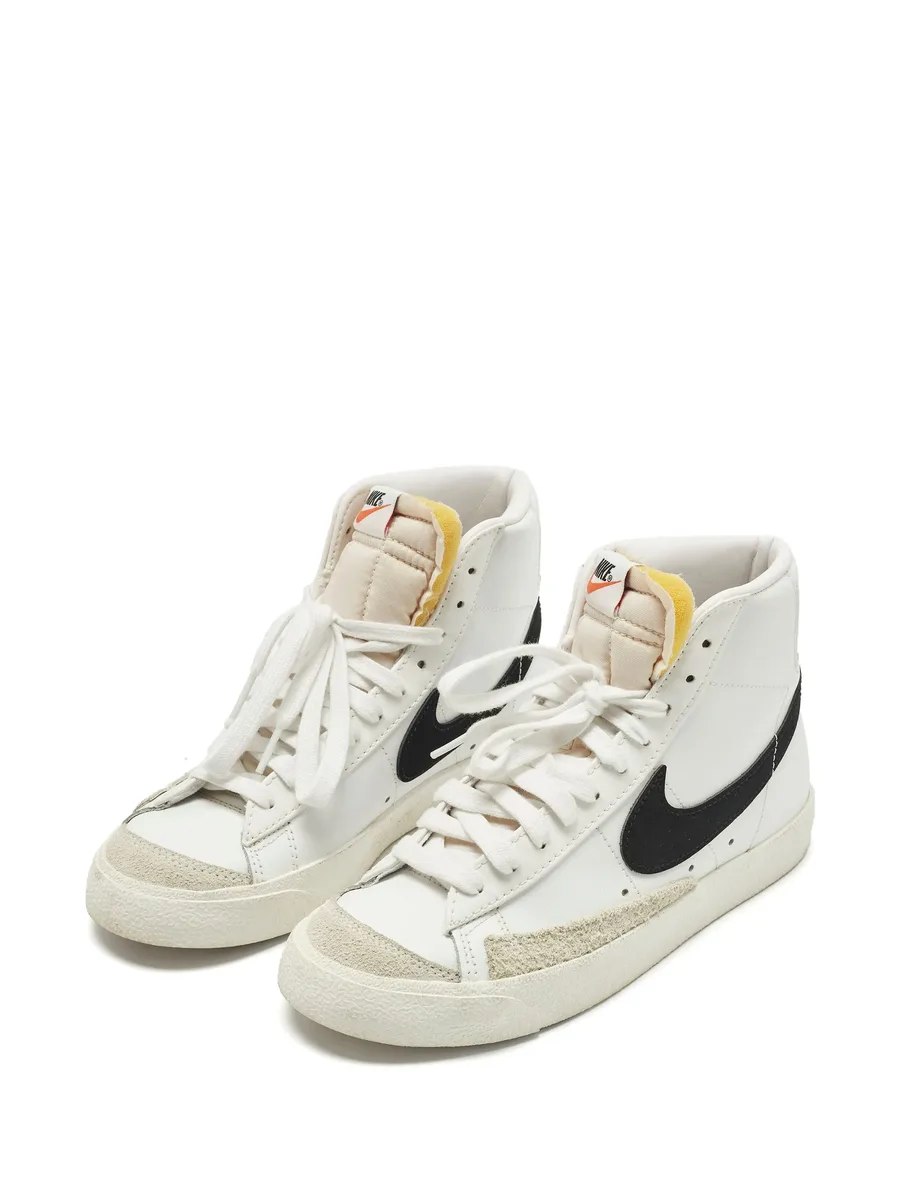 кеды Blazer Mid из коллаборации с Sacai 3