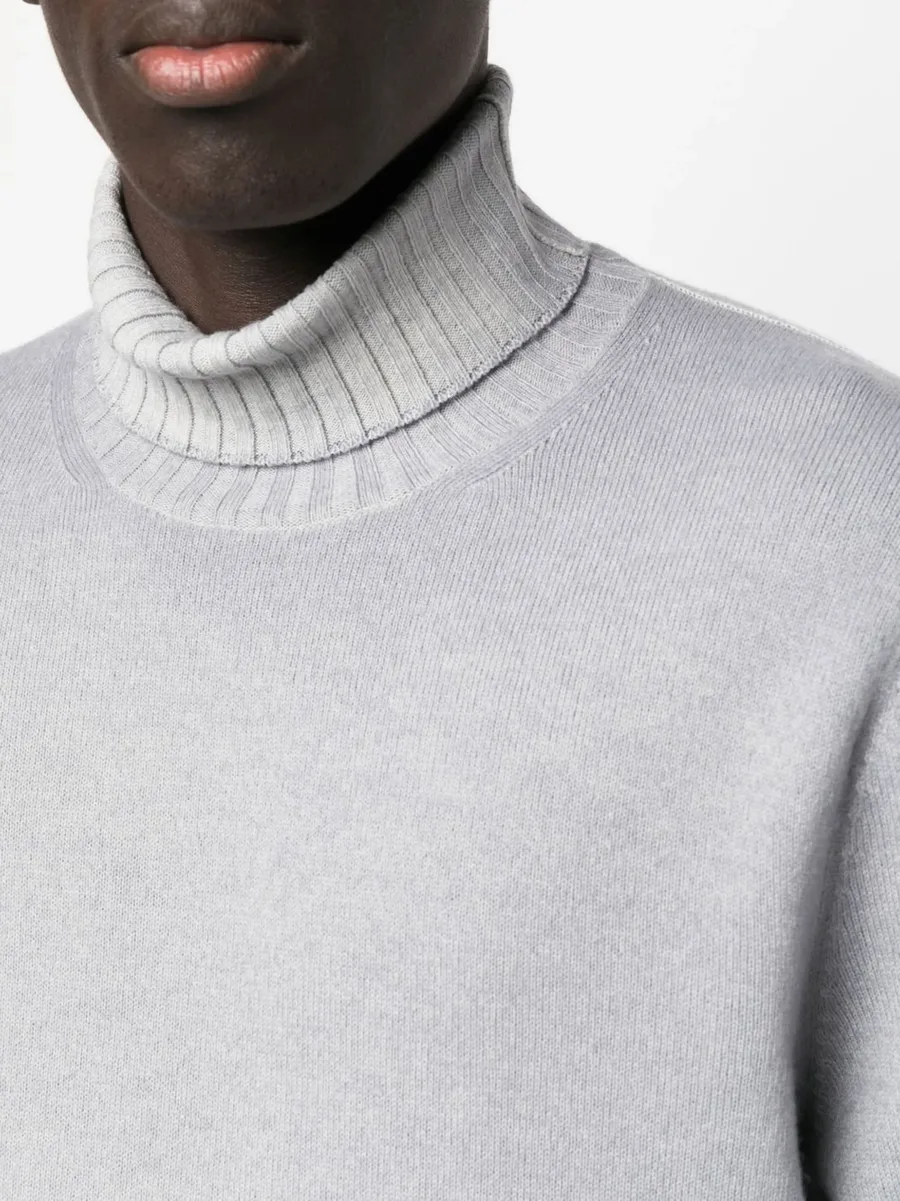 fine-knit roll-neck jumper 10
