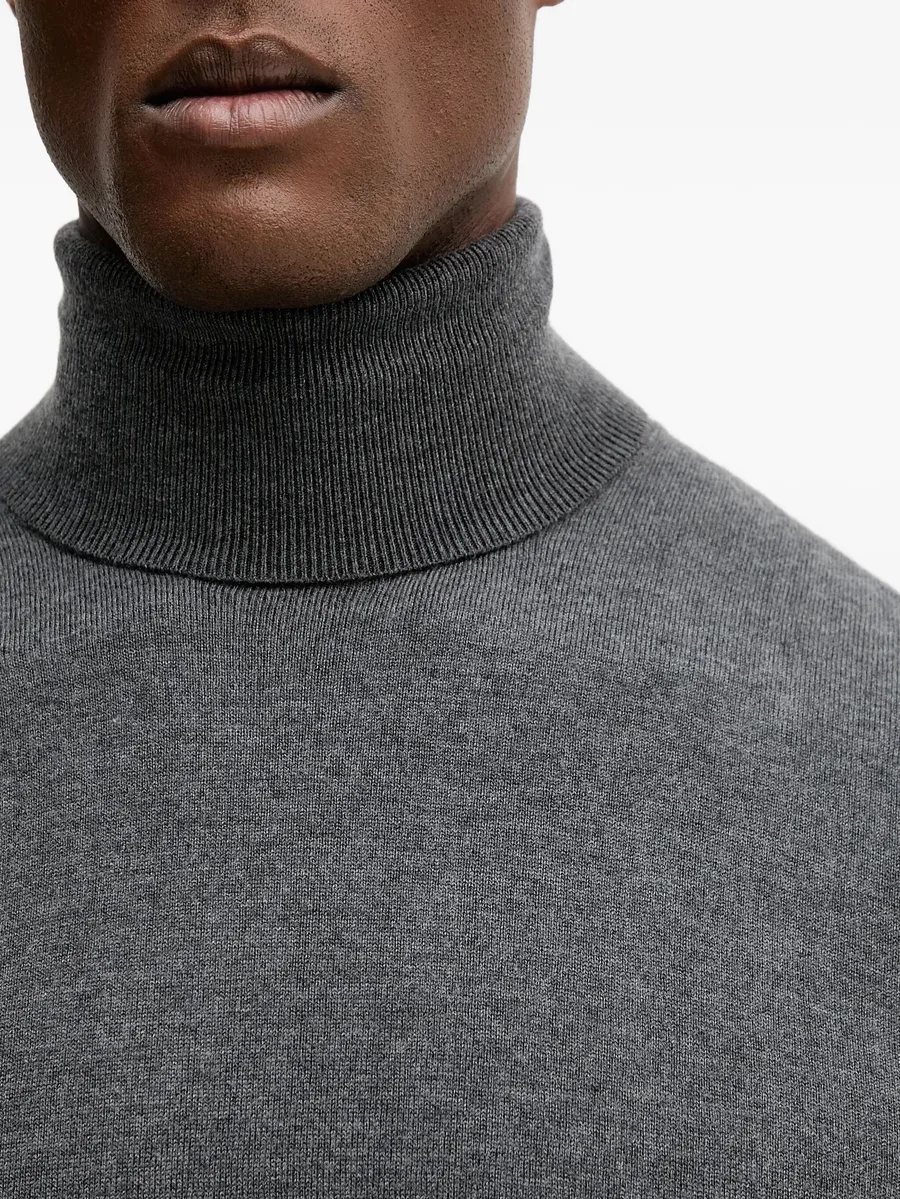 roll-neck sweater 7