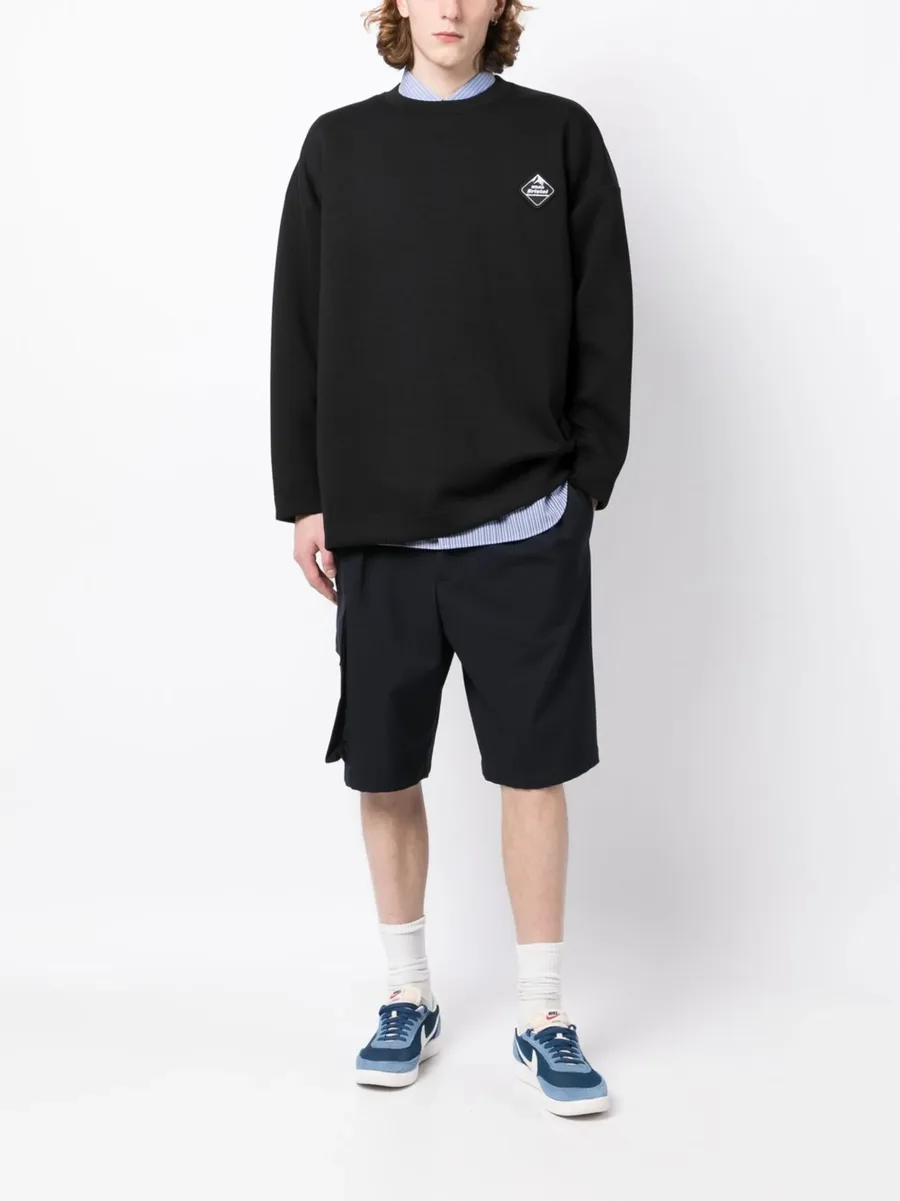 patch-detail crew-neck sweatshirt 3
