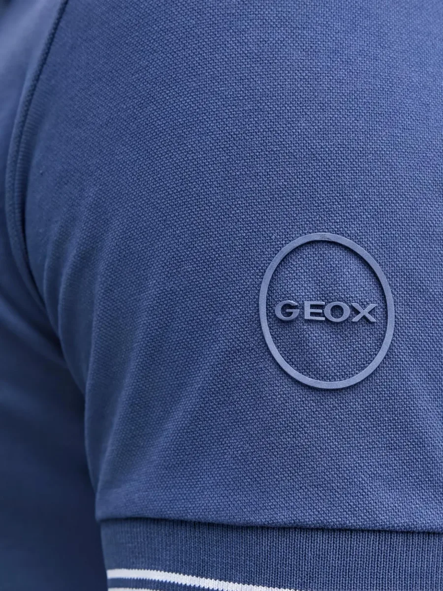 short-sleeve polo shirt 9