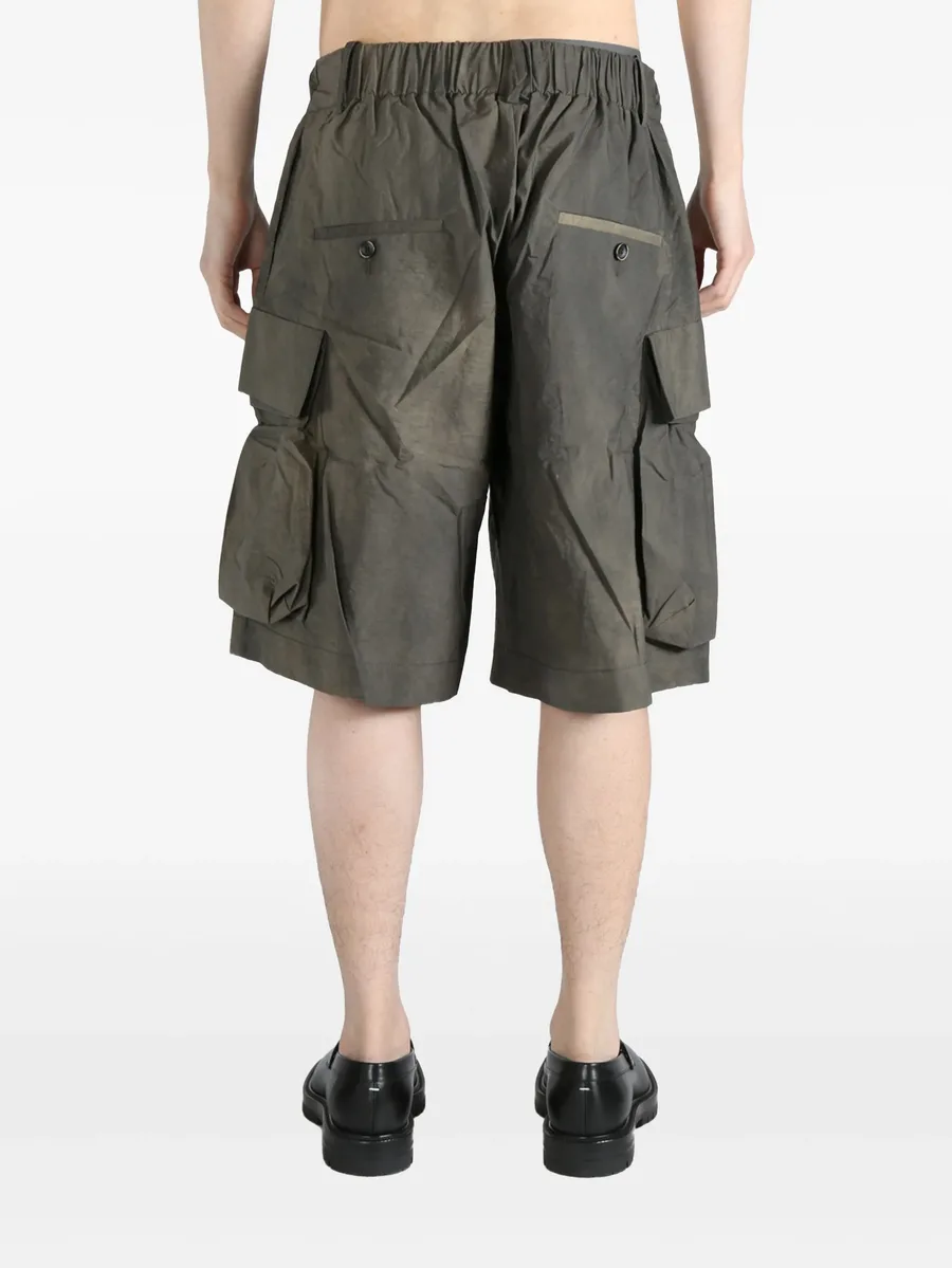 faded-effect cargo shorts 8
