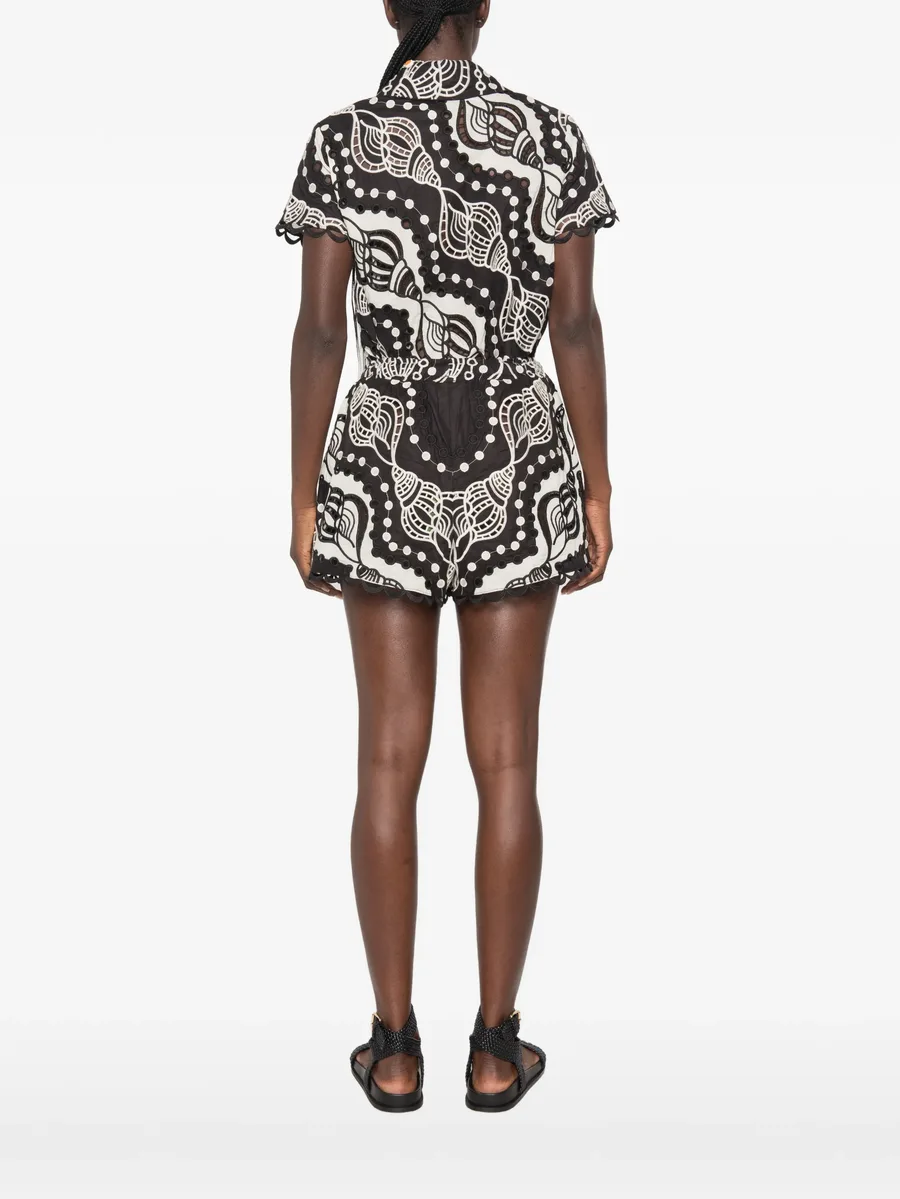 scallop-edge seashell-print shorts 4