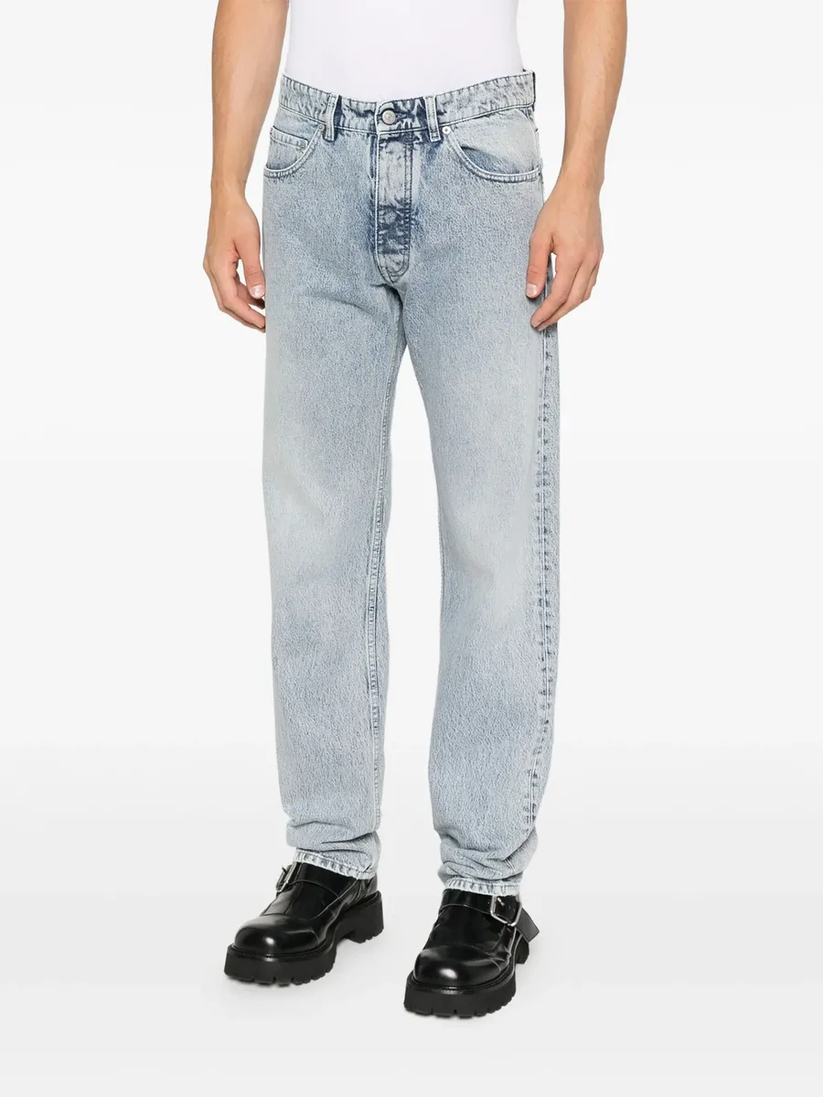 button-fastening jeans 6