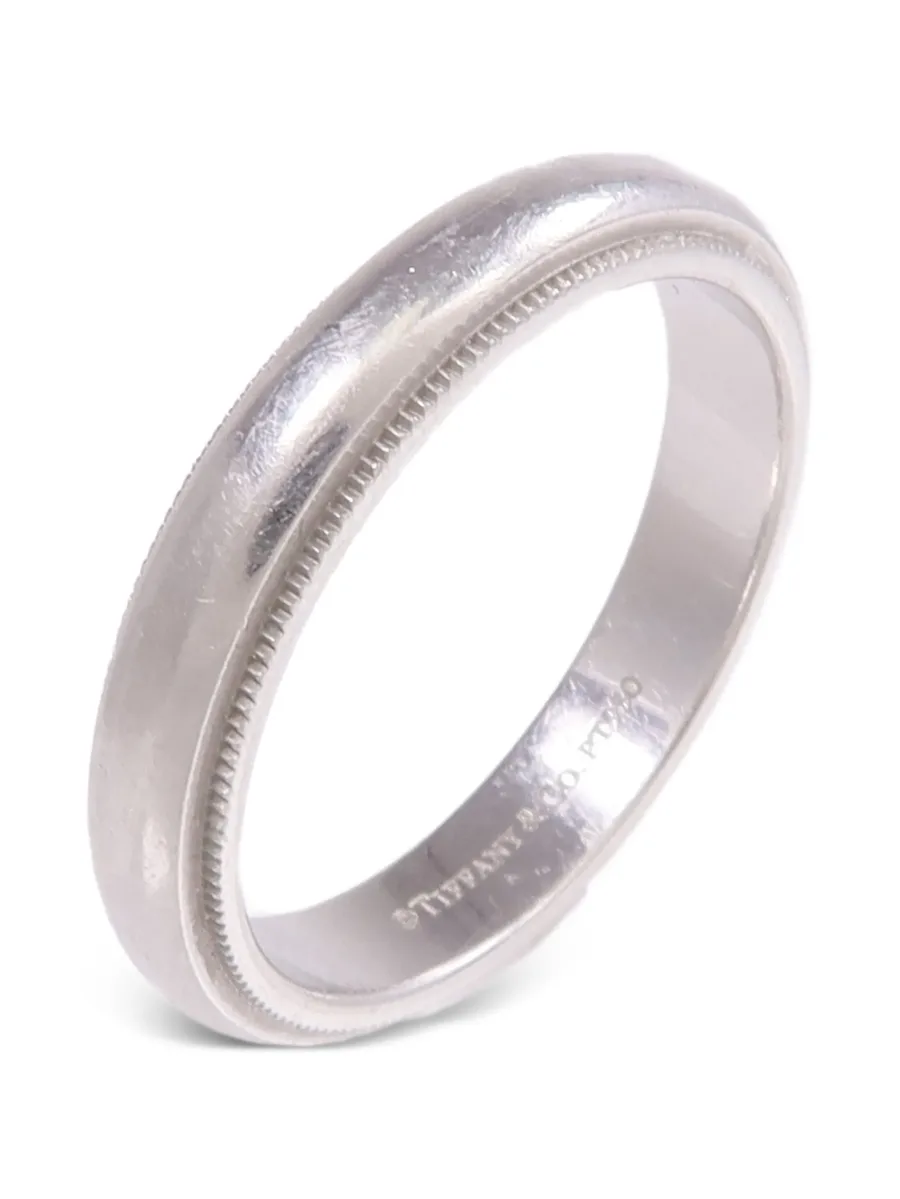 Milgrain ring 8