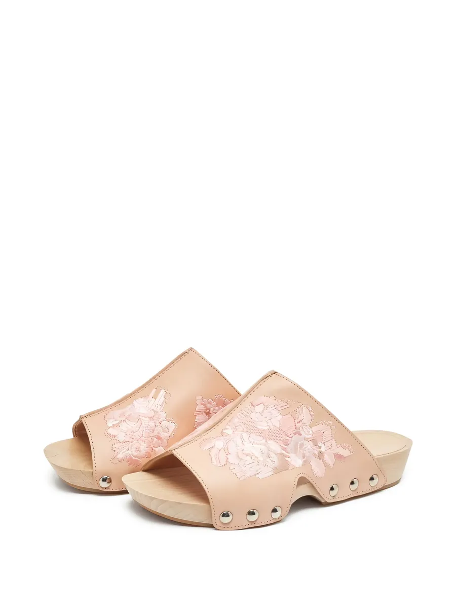 floral-embroidered sandals 8