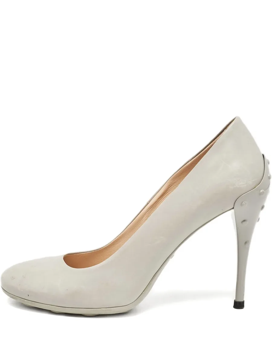 studded heeled pumps 2
