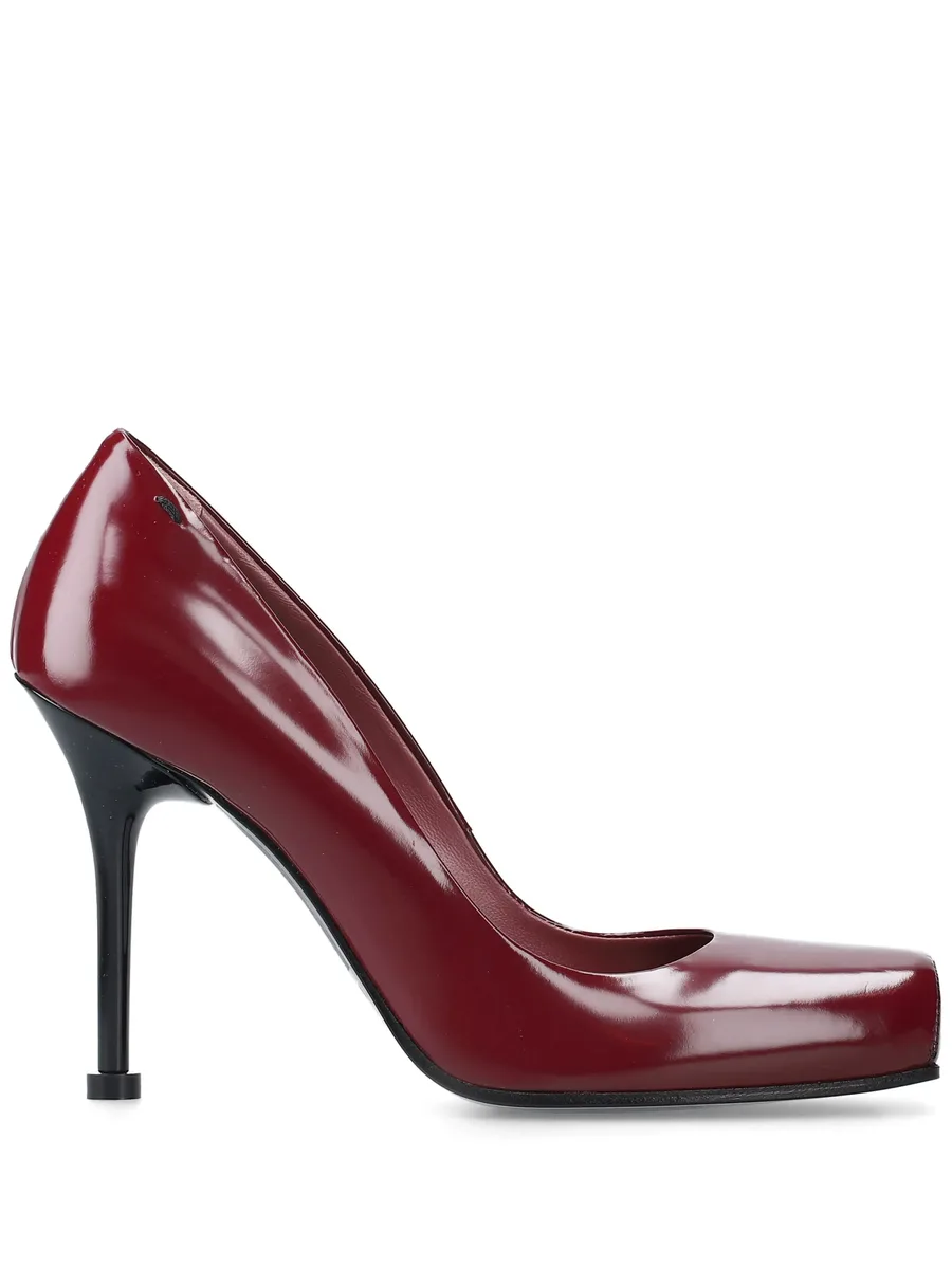 square-toe heeled pumps 2