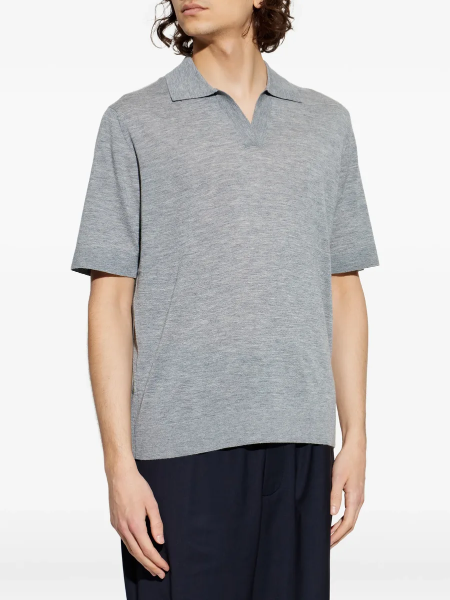 V-neck polo-collar T-shirt 6