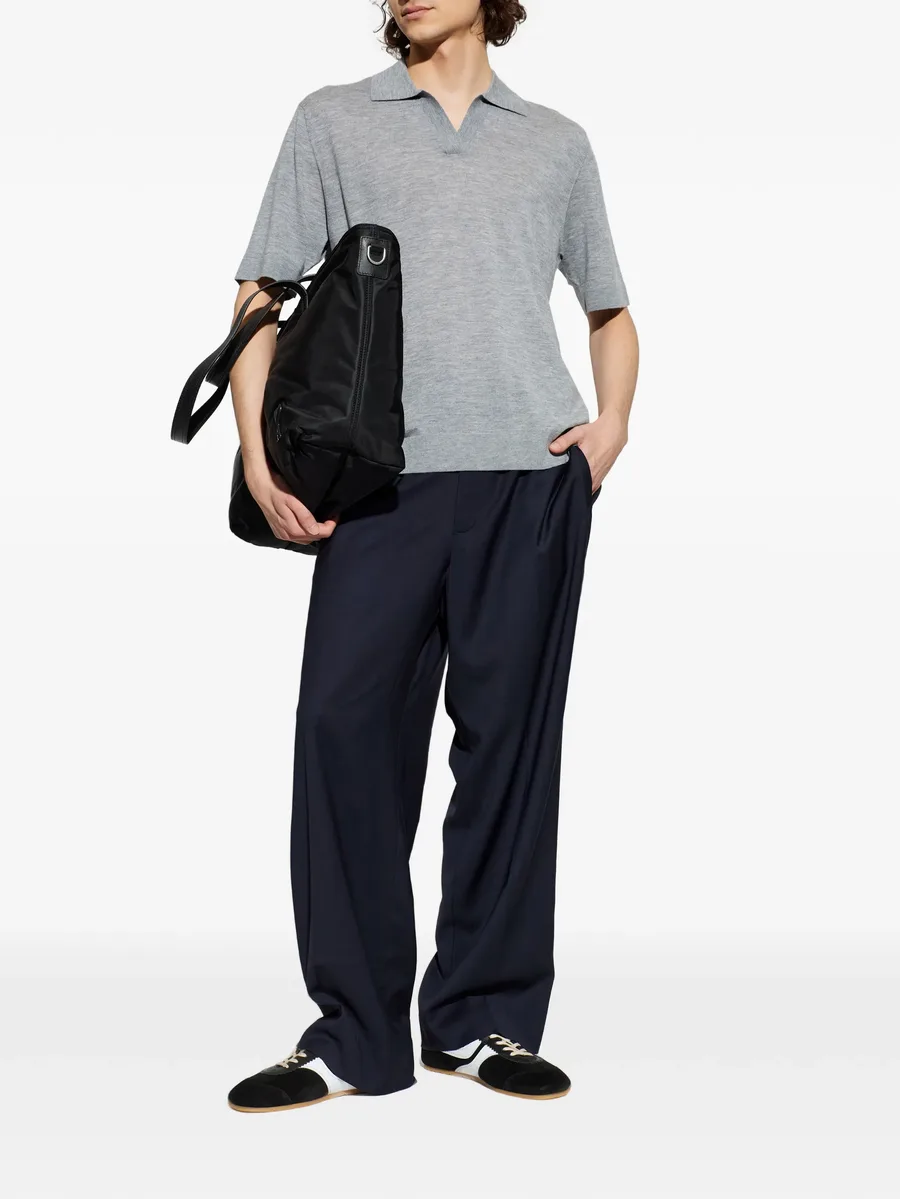 V-neck polo-collar T-shirt 3