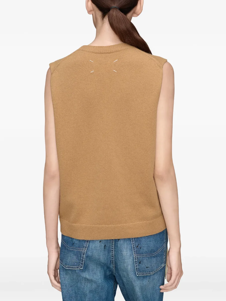 double-layerd vest 9