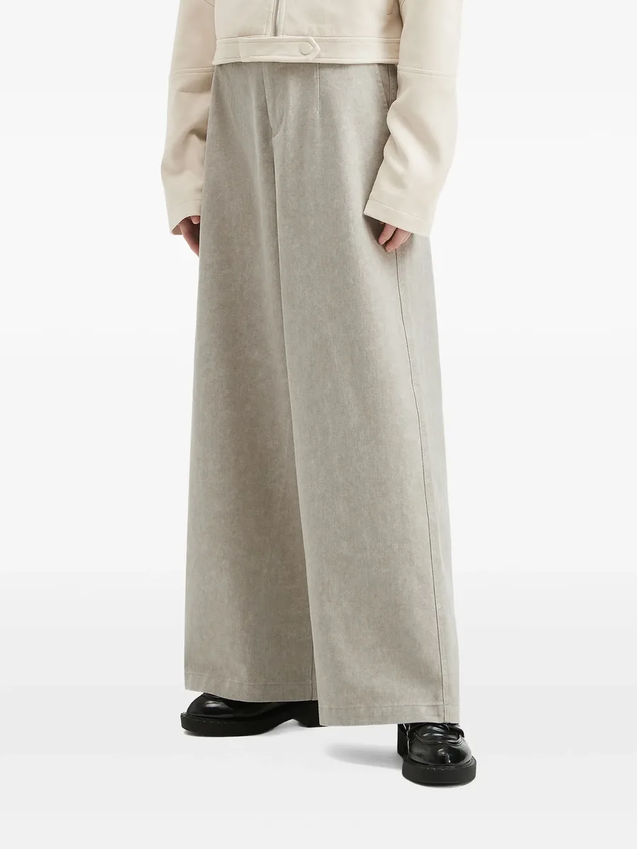 wide-leg straight trousers 5
