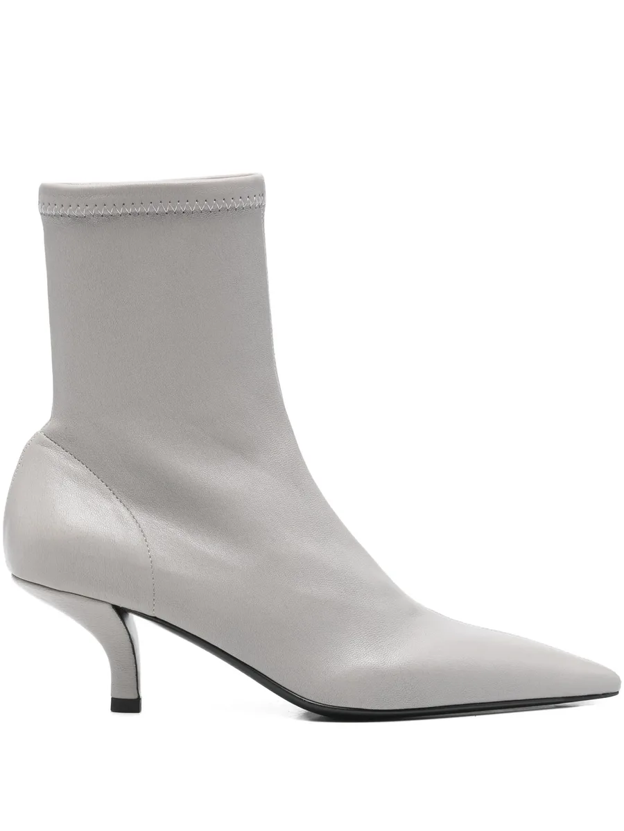 pointed-toe leather boots 2