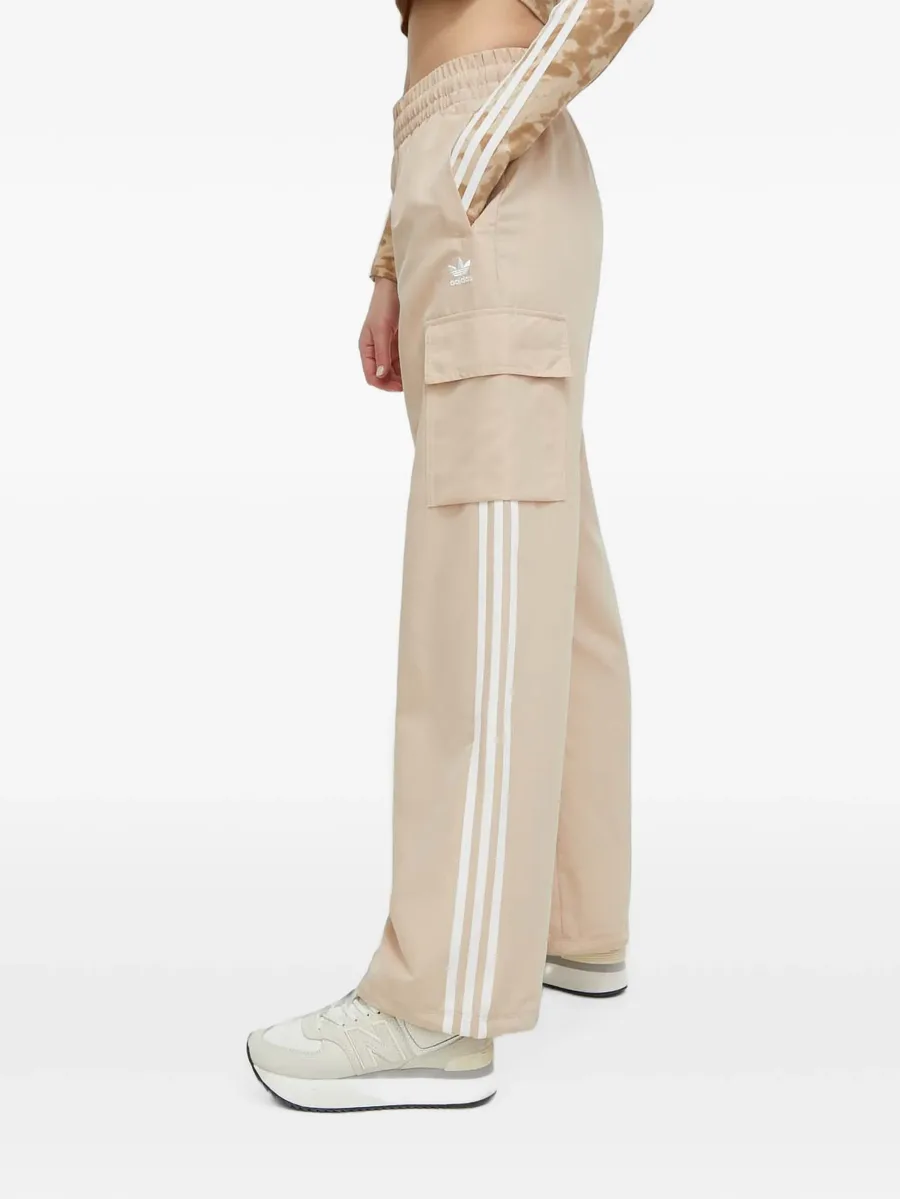 Adicolor 3-Stripes cargo track pants 5