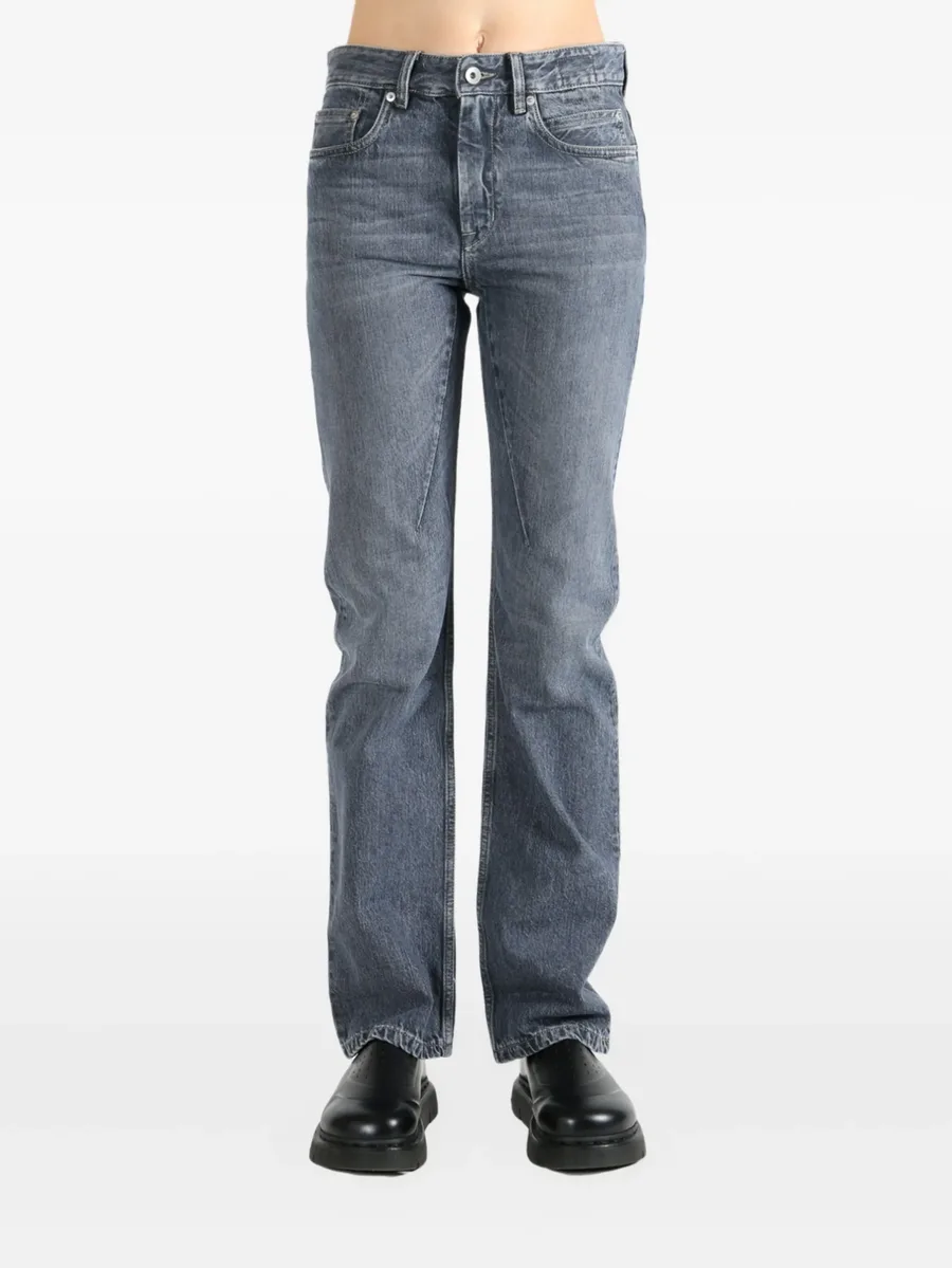 washed-effect jeans 3