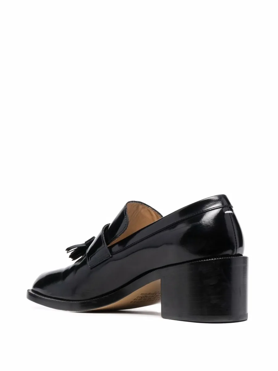 Tabi tassel-detail leather loafers 5