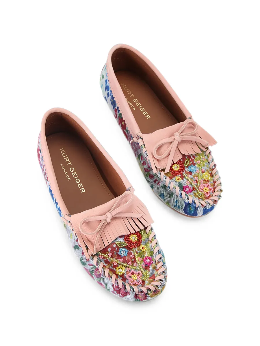 beaded moccasins 4
