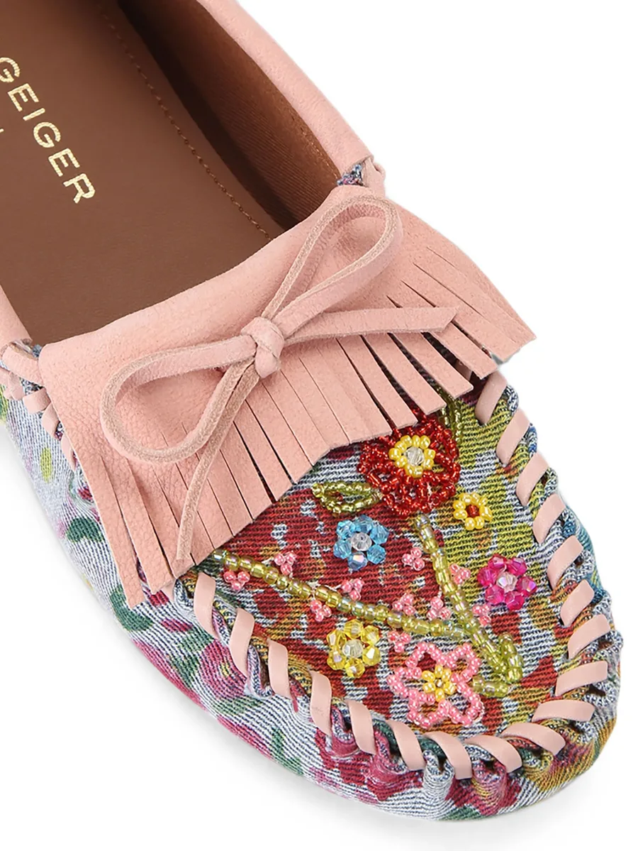 beaded moccasins 7