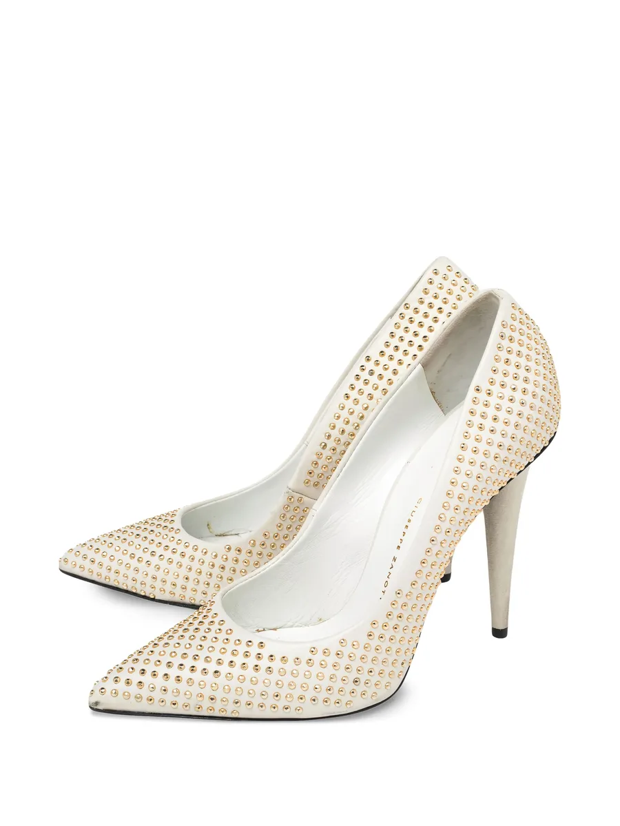 pre-owned 110mm studded pointed-toe pumps 6