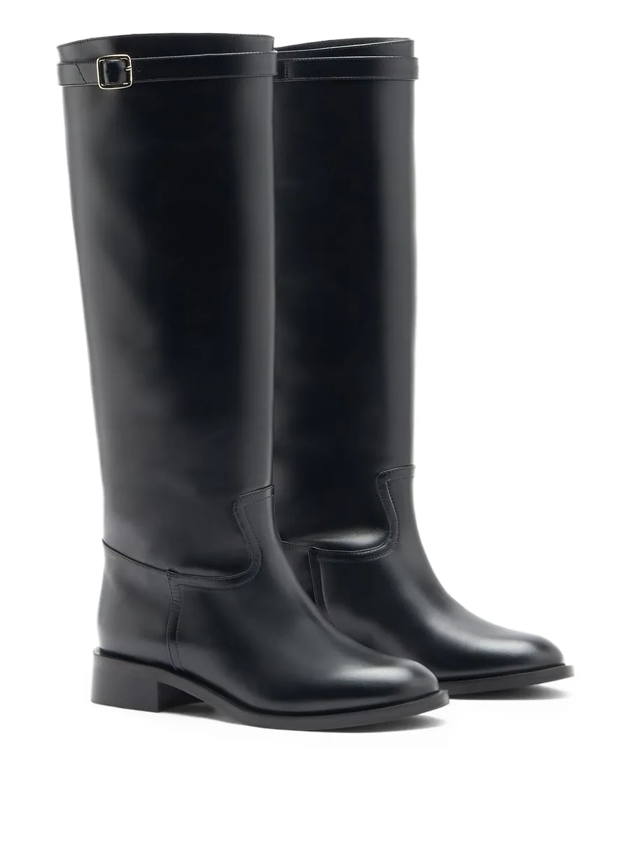knee-high leather boots 3