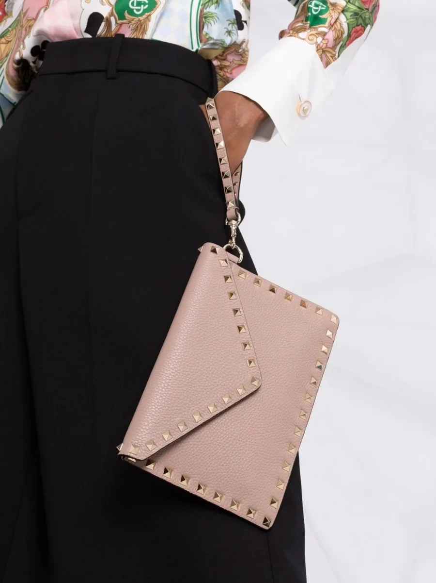 клатч Rockstud 6