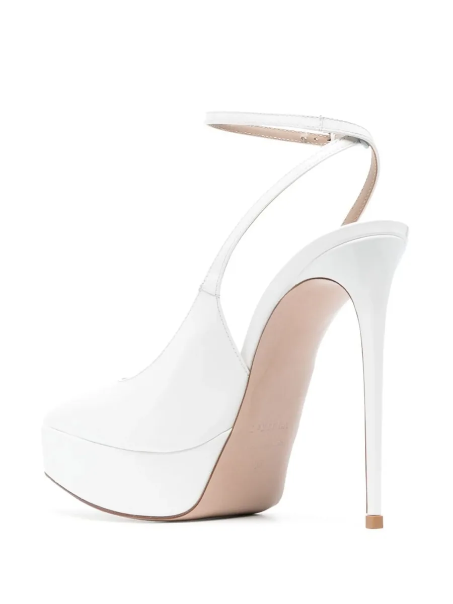 Uma pumps 5