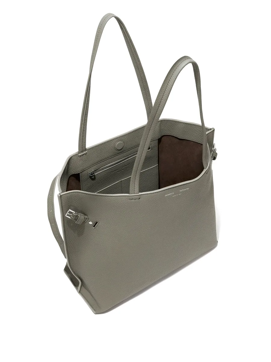 Days tote bag 11