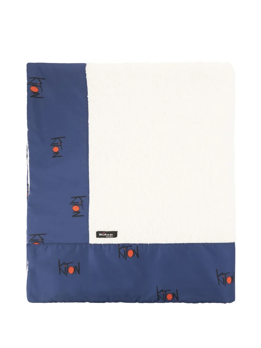 logo-border beach towel 1