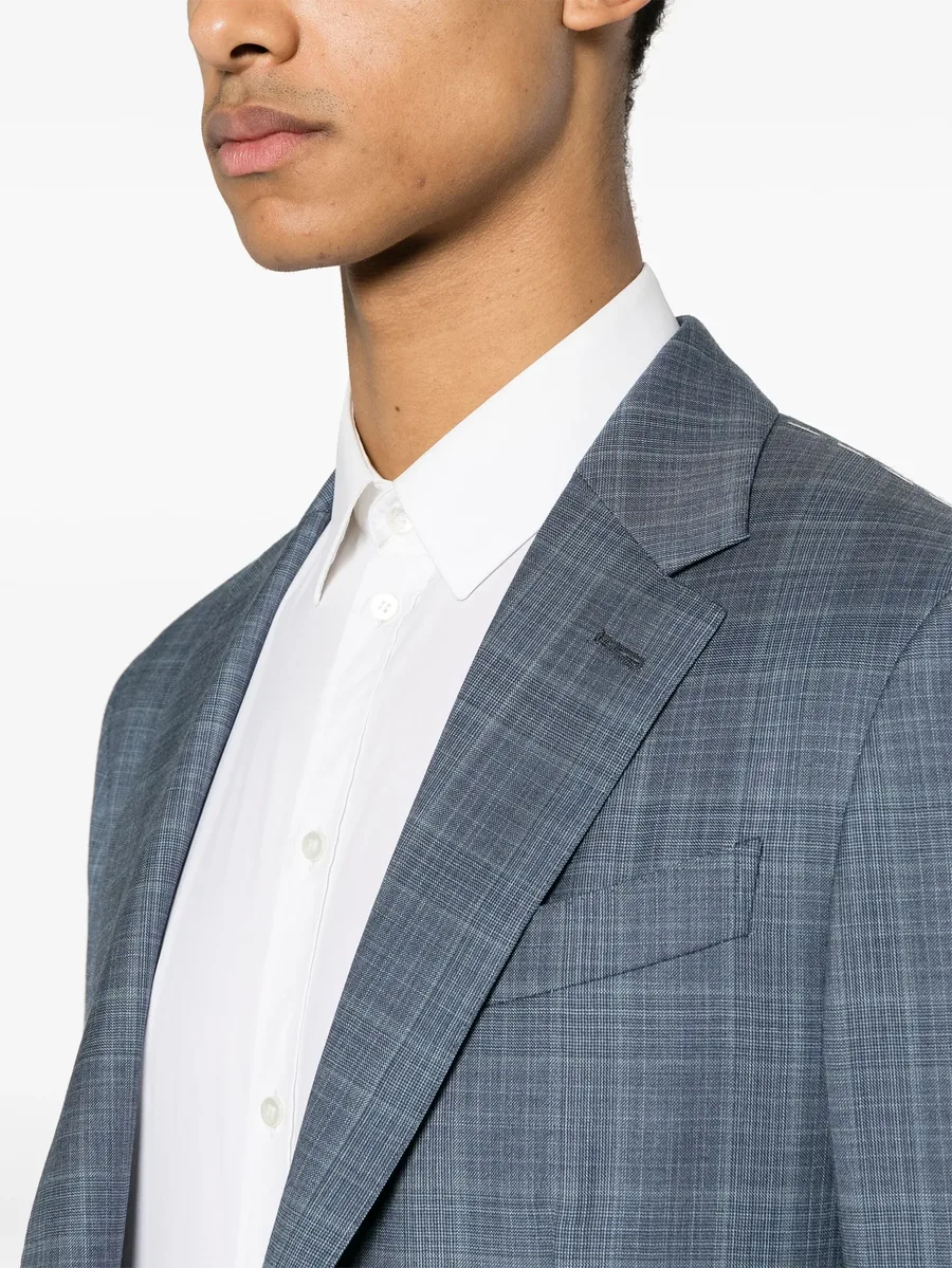 checked single-breasted suit 9
