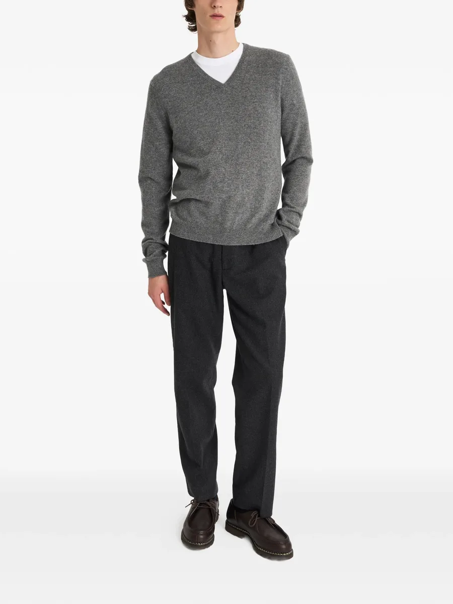 V-neck cashmere sweater 4