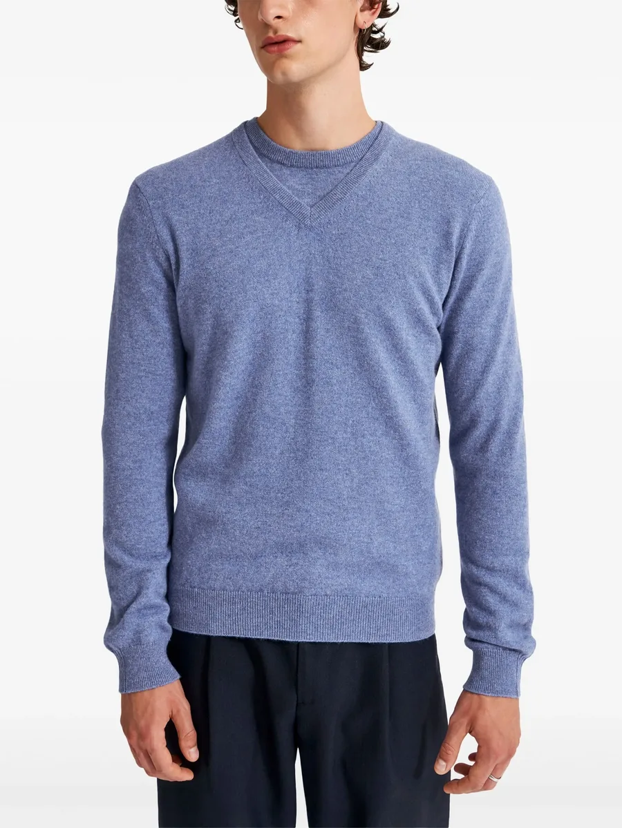 V-neck cashmere jumper 7