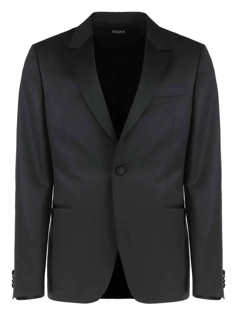 single-breasted suit 3