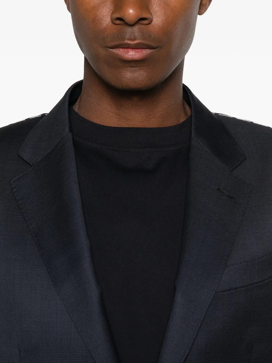 single-breasted wool suit 7