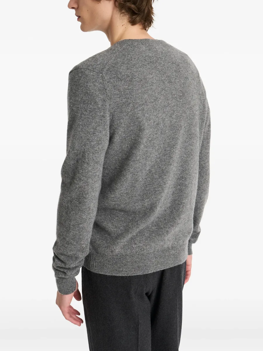 V-neck cashmere sweater 7