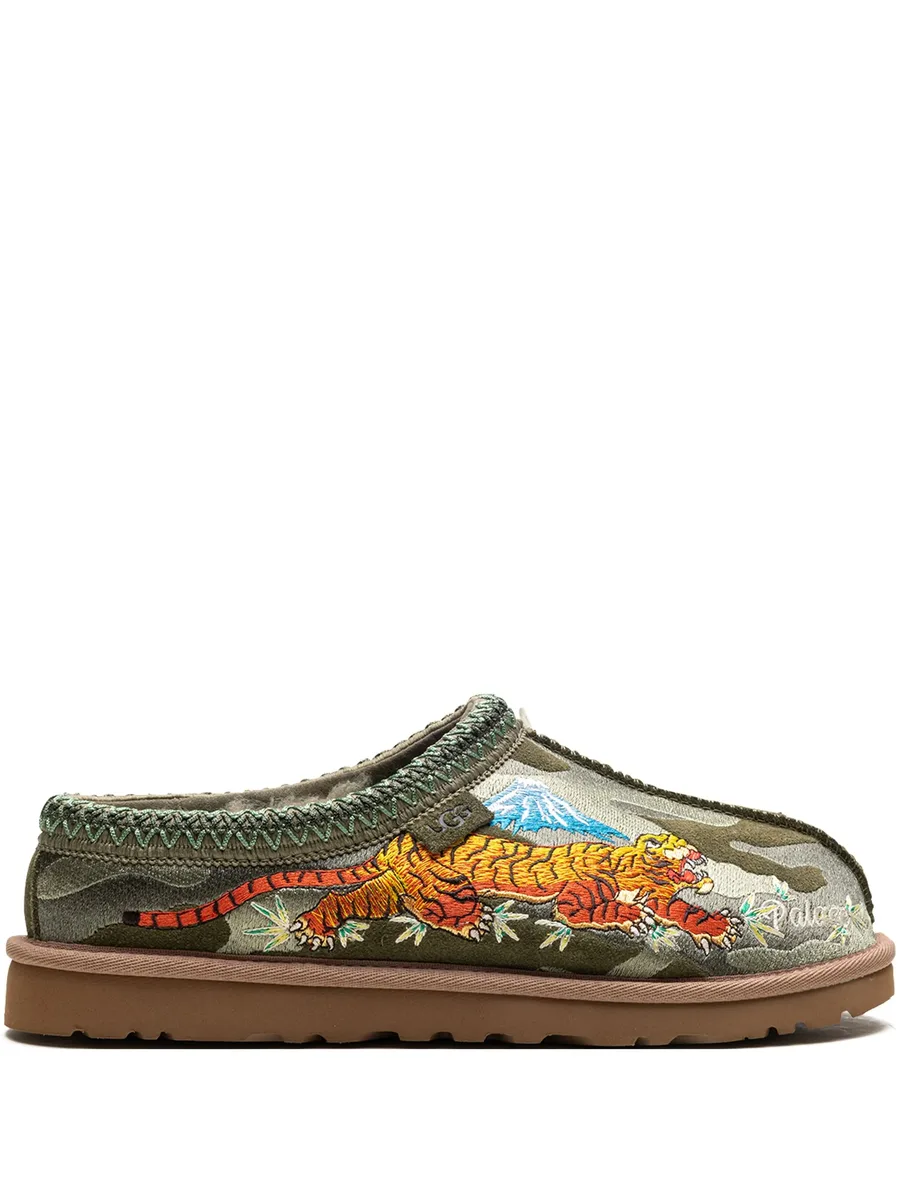 Tasman Palace slippers 1