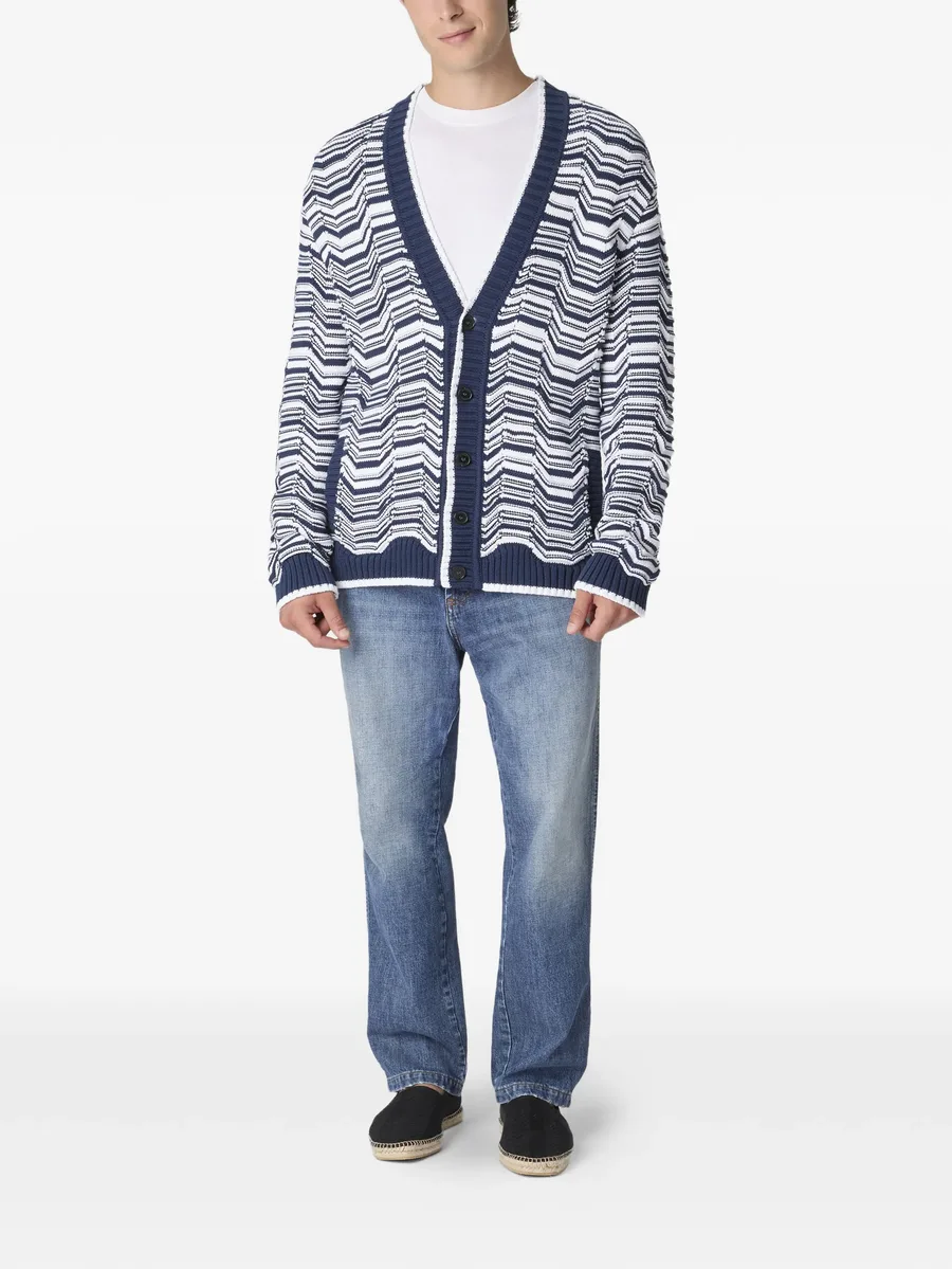 V-neck striped-pattern cardigan 3